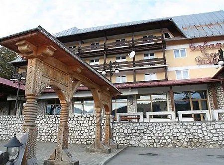 Trei Brazi Hotel
